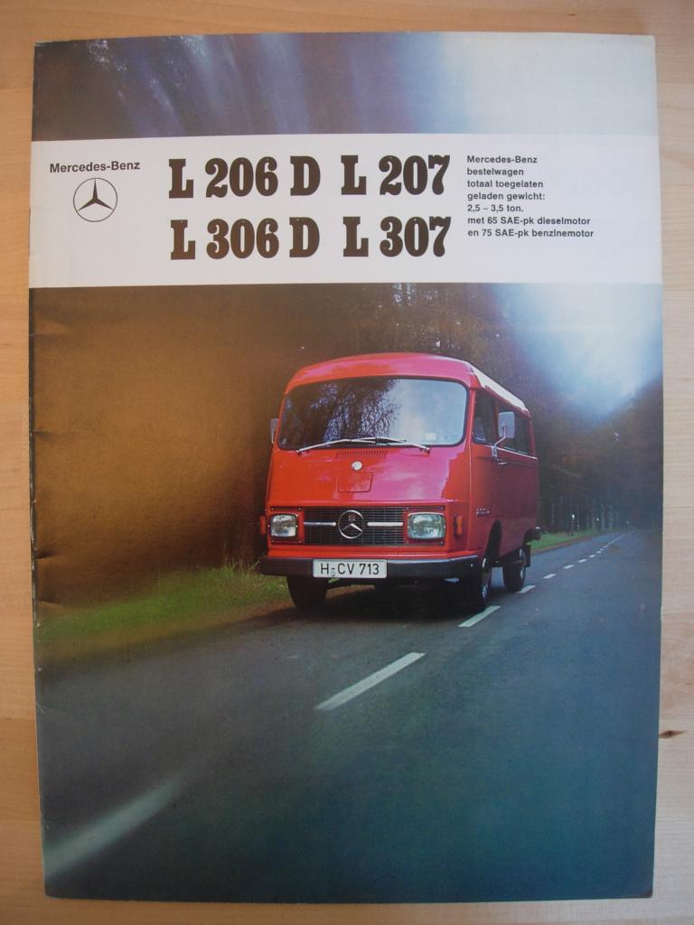 Mercedes 206D 207 306D 307 Brochure 1974 - 206 306 - Hanomag, Boeken, Auto's | Folders en Tijdschriften, Zo goed als nieuw, Mercedes-Benz