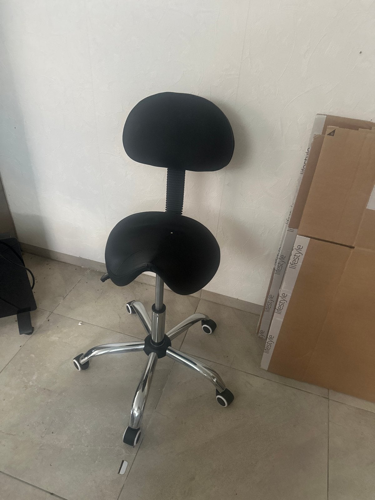 Ergonomische Zadelkruk met Rugleuning - Zwart, Ophalen, Gebruikt, Zwart, Bureaustoel