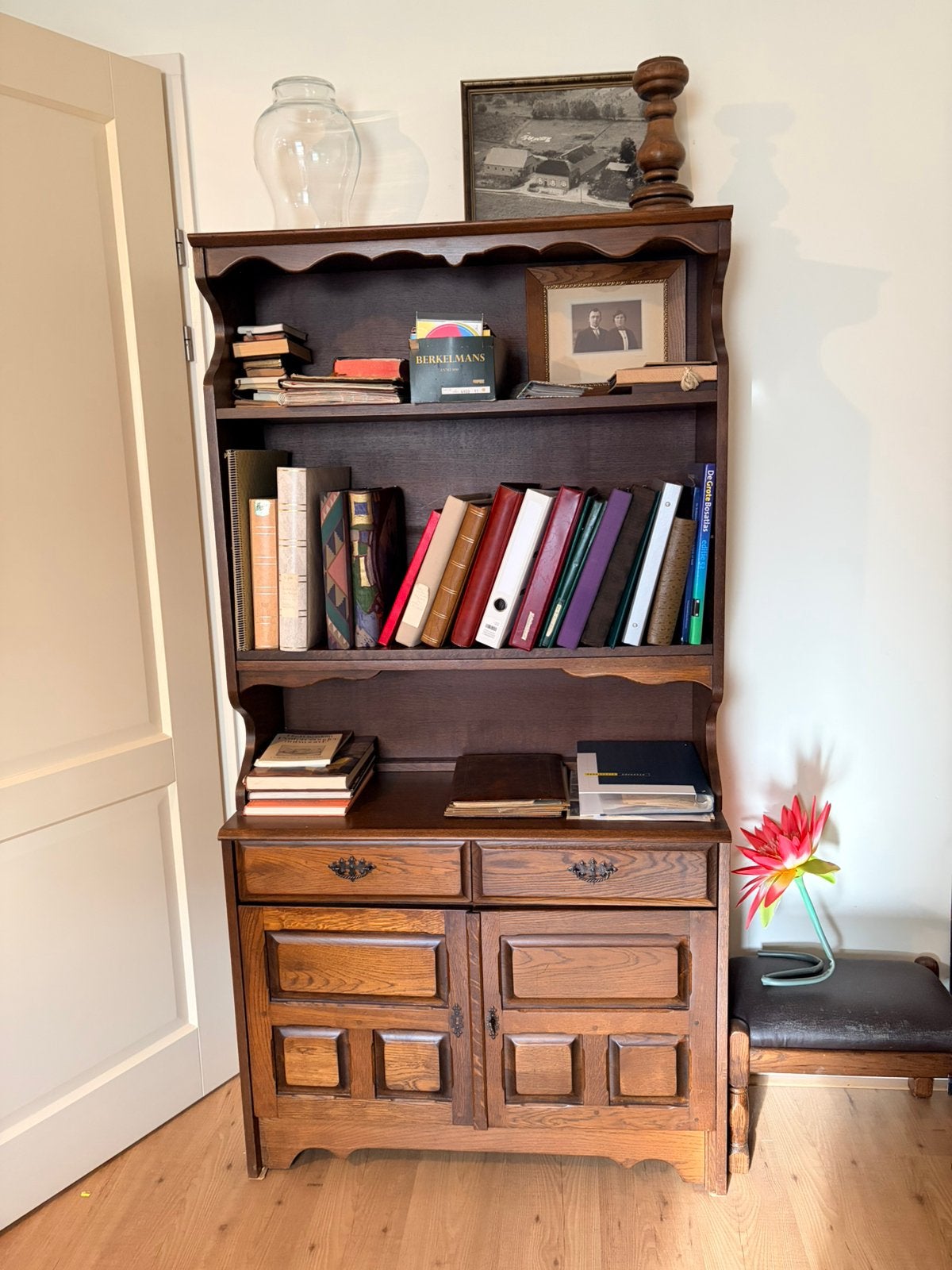 Antieke boekenkast, Huis en Inrichting, Gebruikt, Eikenhout, Ophalen of Verzenden, 150 tot 200 cm