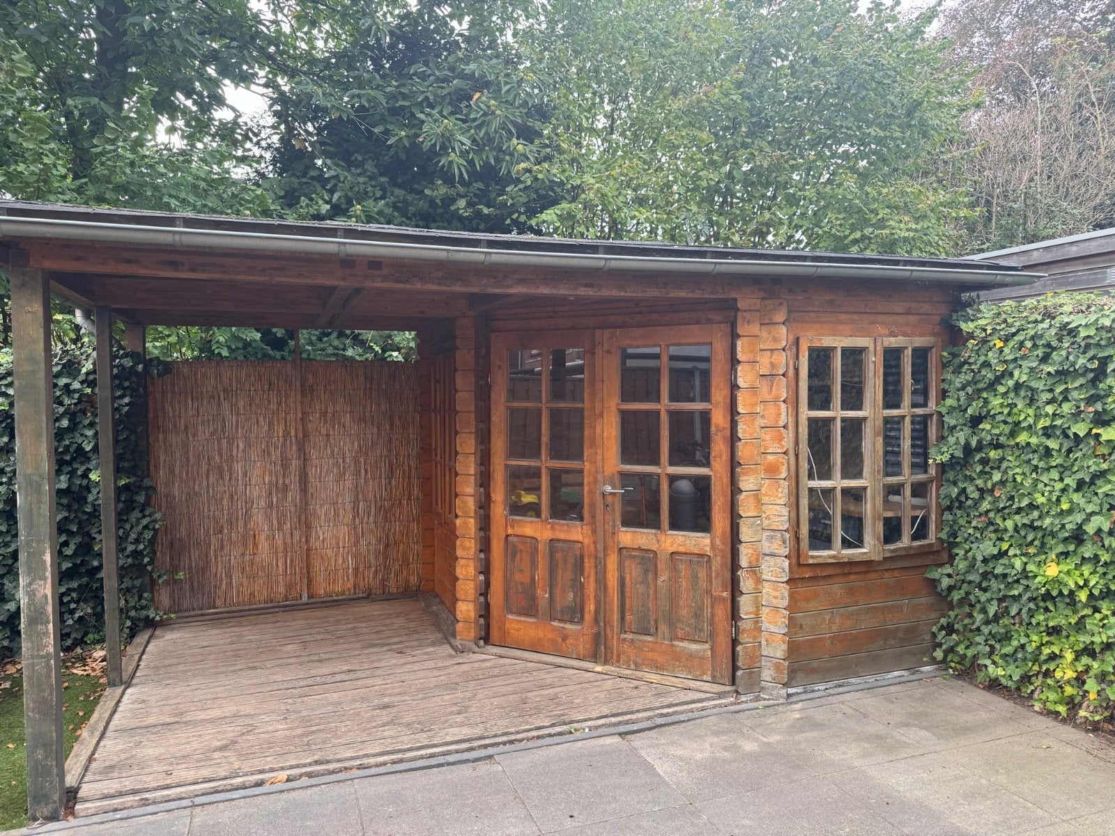 Houten Tuinhuis met Overkapping en Dubbele Deuren, Ophalen, Tuinhuis, 250 tot 500 cm, 2 ramen