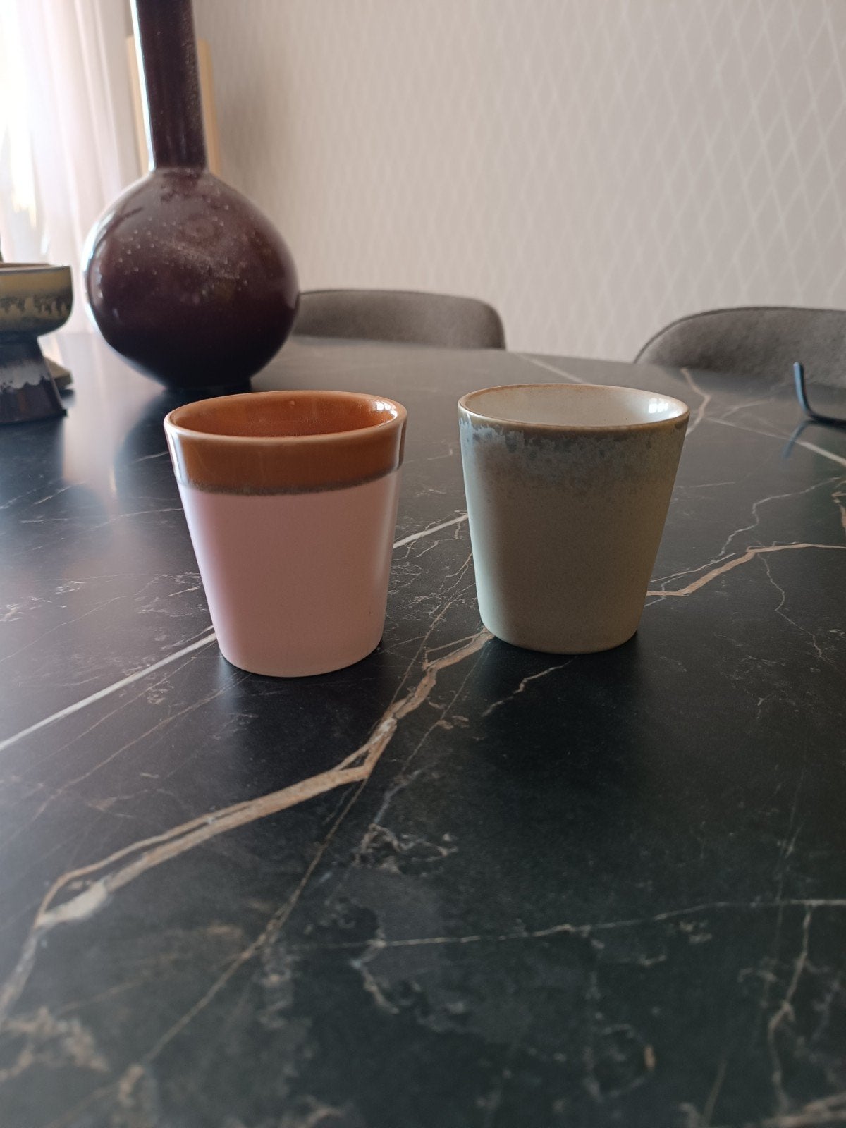2 hk living koffiemokjes 70,s, Huis en Inrichting, Ophalen, Keramiek, Vintage, Mok