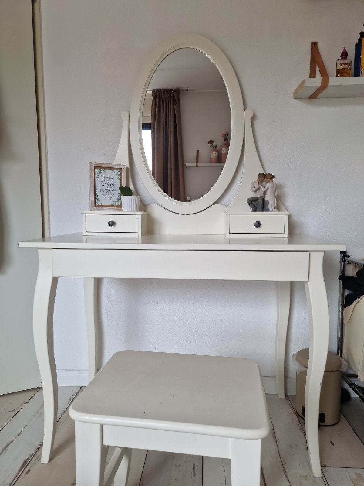 Ikea HEMNES Kaptafel wit met spiegel en krukje, Gebruikt, Klassiek, Landelijk, 150 tot 200 cm, Hout