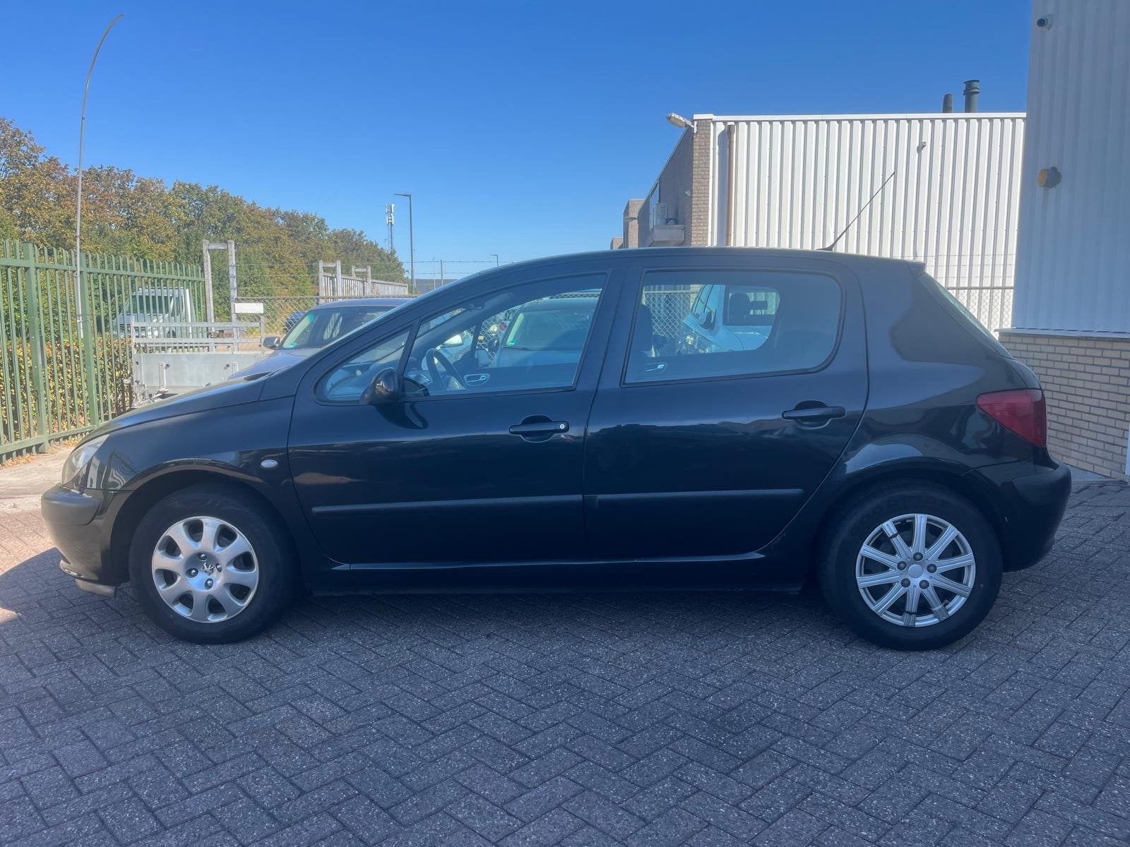 Peugeot 307 2.0 HDi XS Pack, Auto's, Peugeot, Voorwielaandrijving, Stof, Gebruikt, Zwart