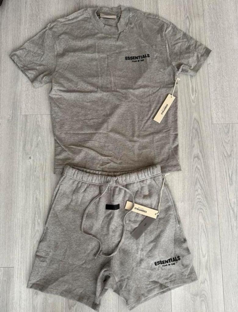 ESSENTIALS ZOMERSETJES [XS T/M 3XL], Ophalen of Verzenden, Zo goed als nieuw