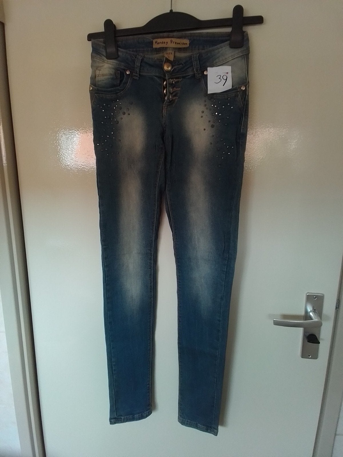 39 Spijkerbroek van monday Premium maat 36  S, Ophalen of Verzenden, Zo goed als nieuw, Blauw, W28 - W29 (confectie 36)