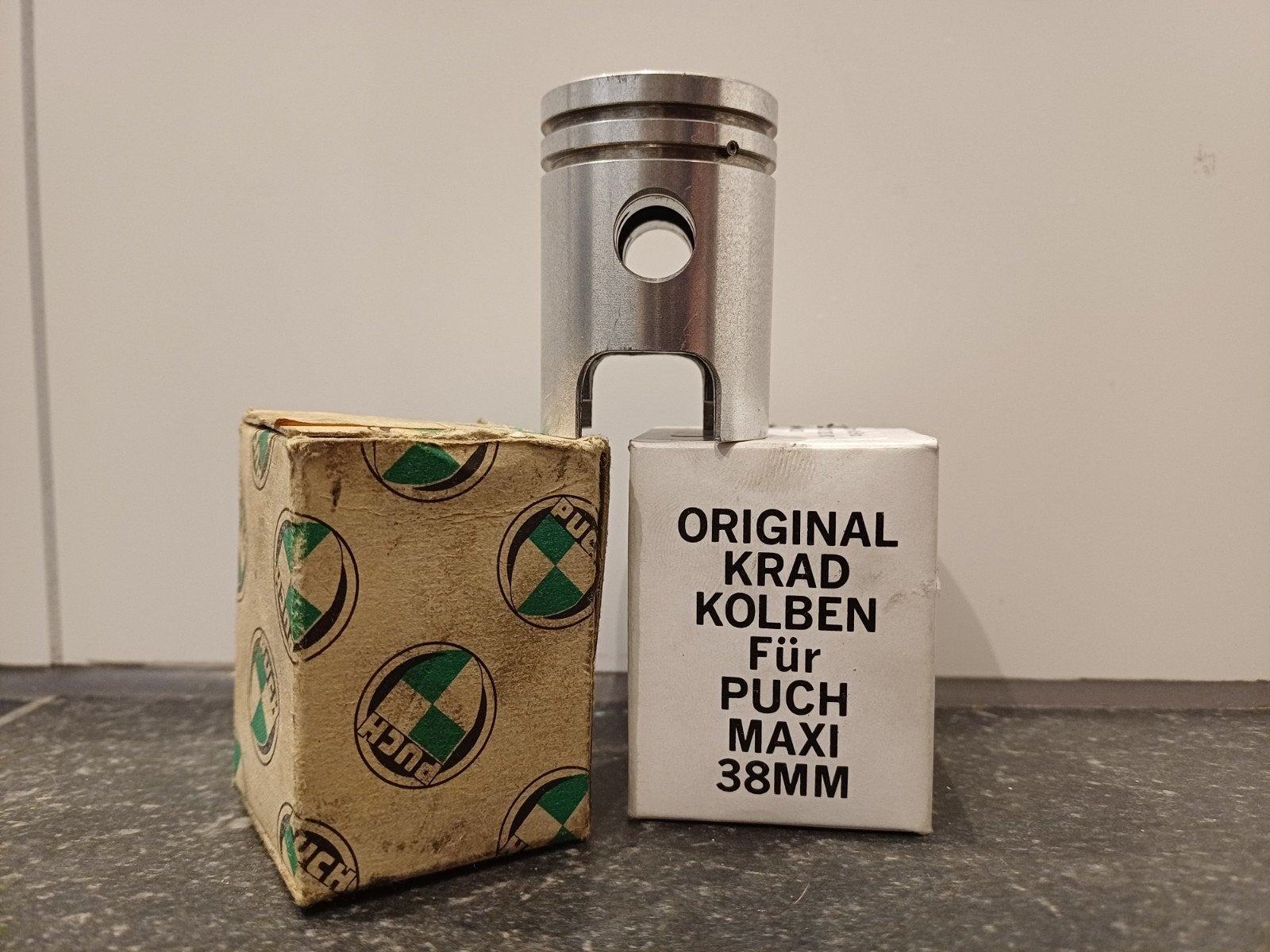 Gezocht partij originele puch zuigers, Ophalen, Zo goed als nieuw, Overige merken