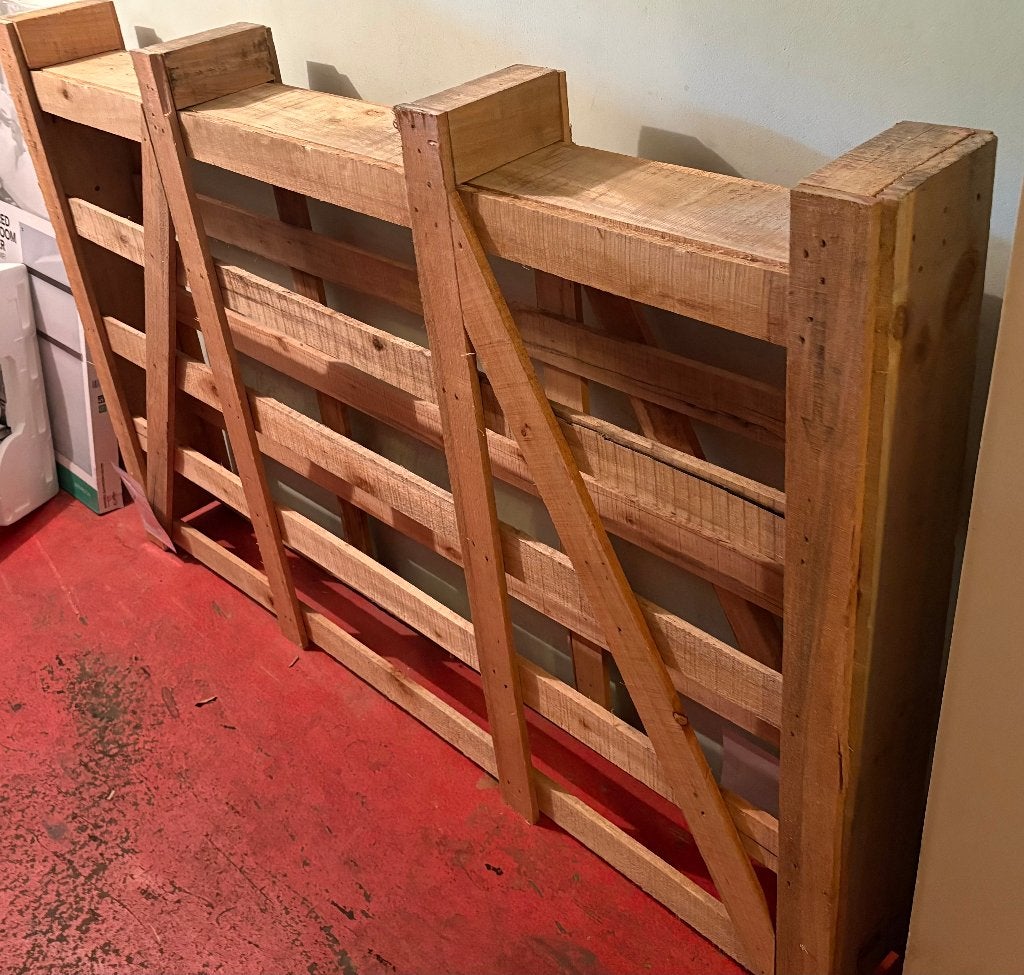 GRATIS - Houten transportframe / bescherframe voor tafel, Gebruikt, Overige typen, Ophalen of Verzenden, 50 mm of meer