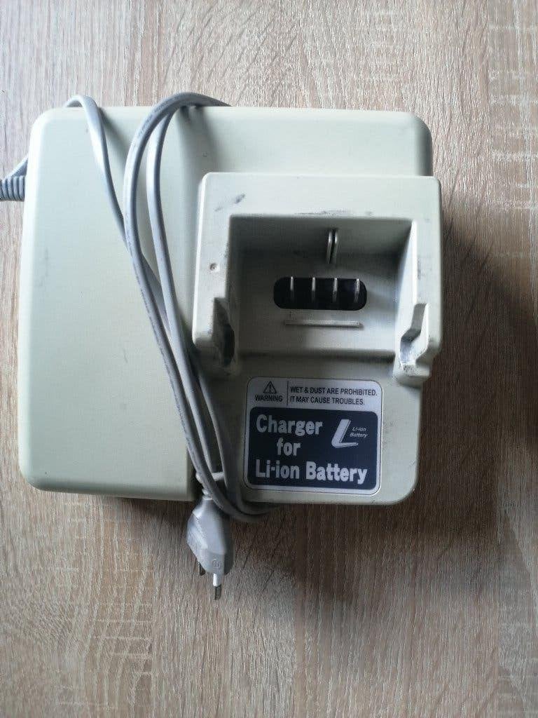 2x acculader flyer/ kalkhoff elektrische fiets 26 volt, Gebruikt