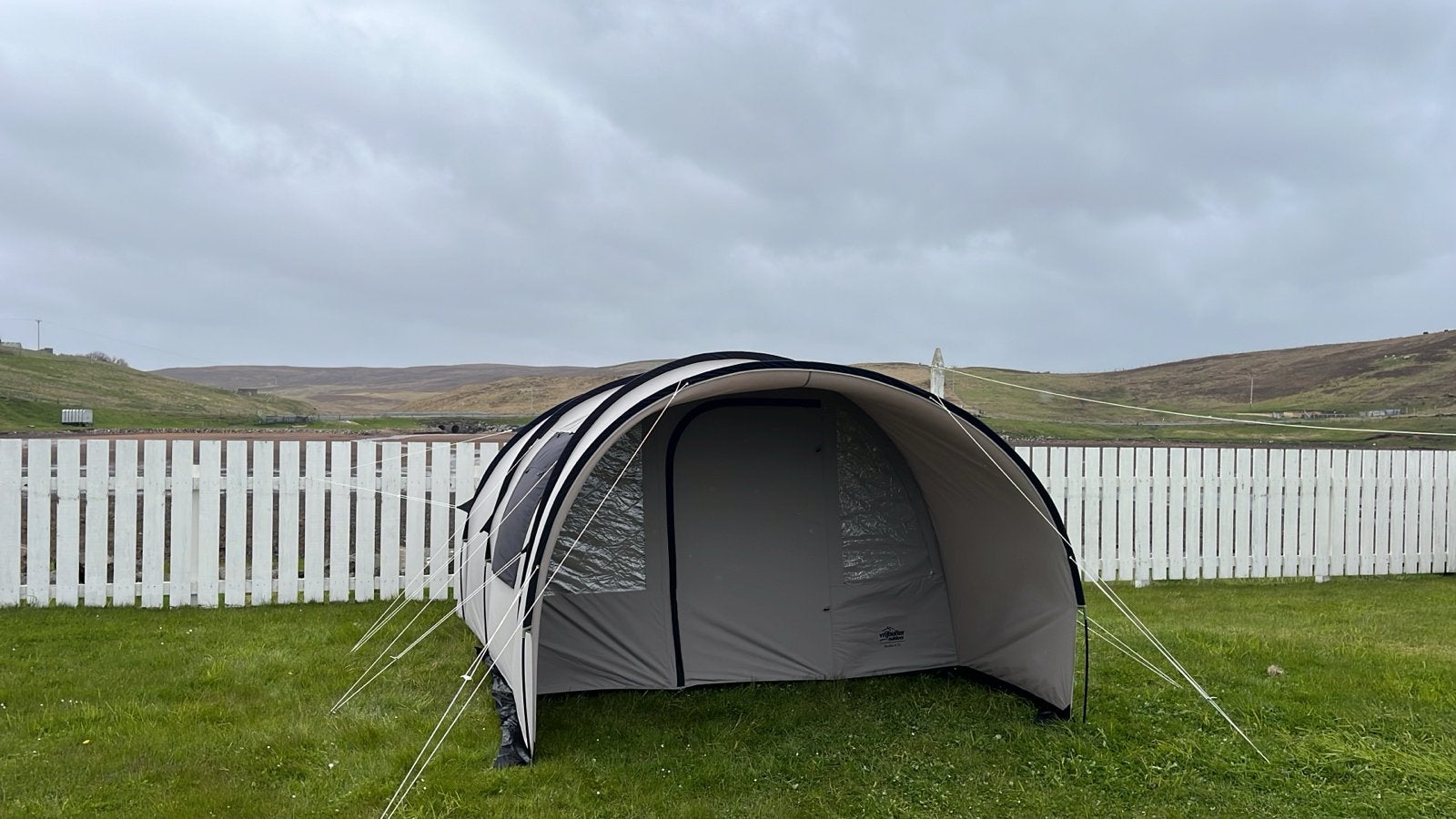 Vrijbuiter Rhodos 4 TC - Complete 4-persoons tent, Caravans en Kamperen, Ophalen, Zo goed als nieuw, Tot en met 4