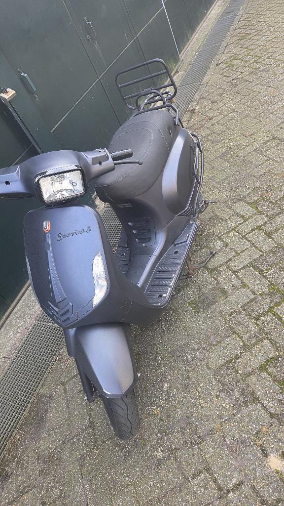 la souris scooter, Fietsen en Brommers, Ophalen, Maximaal 45 km/u, Zo goed als nieuw, 50 cc