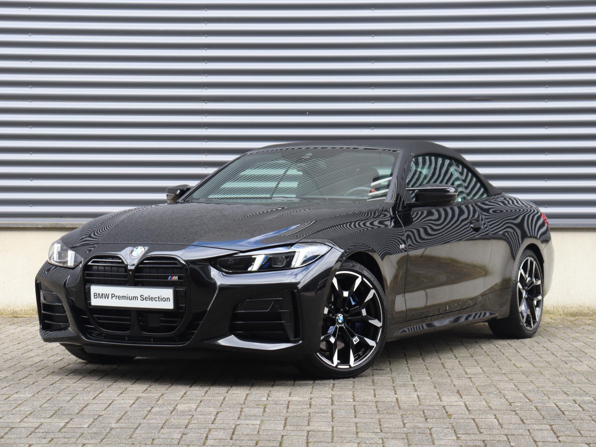 BMW 4-serie Cabrio M440i xDrive | M Sport | Head-Up | Harman, Auto's, Automaat, 4-Serie, 4 stoelen, Zwart