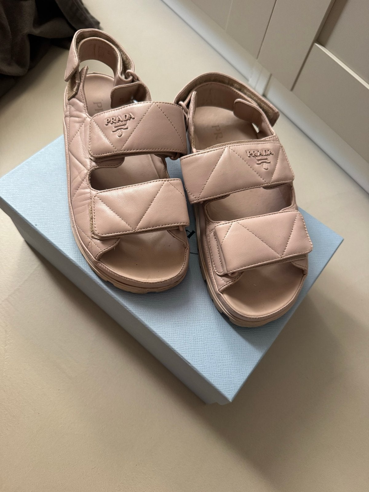 Prada Sandalen NINFEA Maat 37, Ophalen, Zo goed als nieuw, Roze, Sandalen of Muiltjes