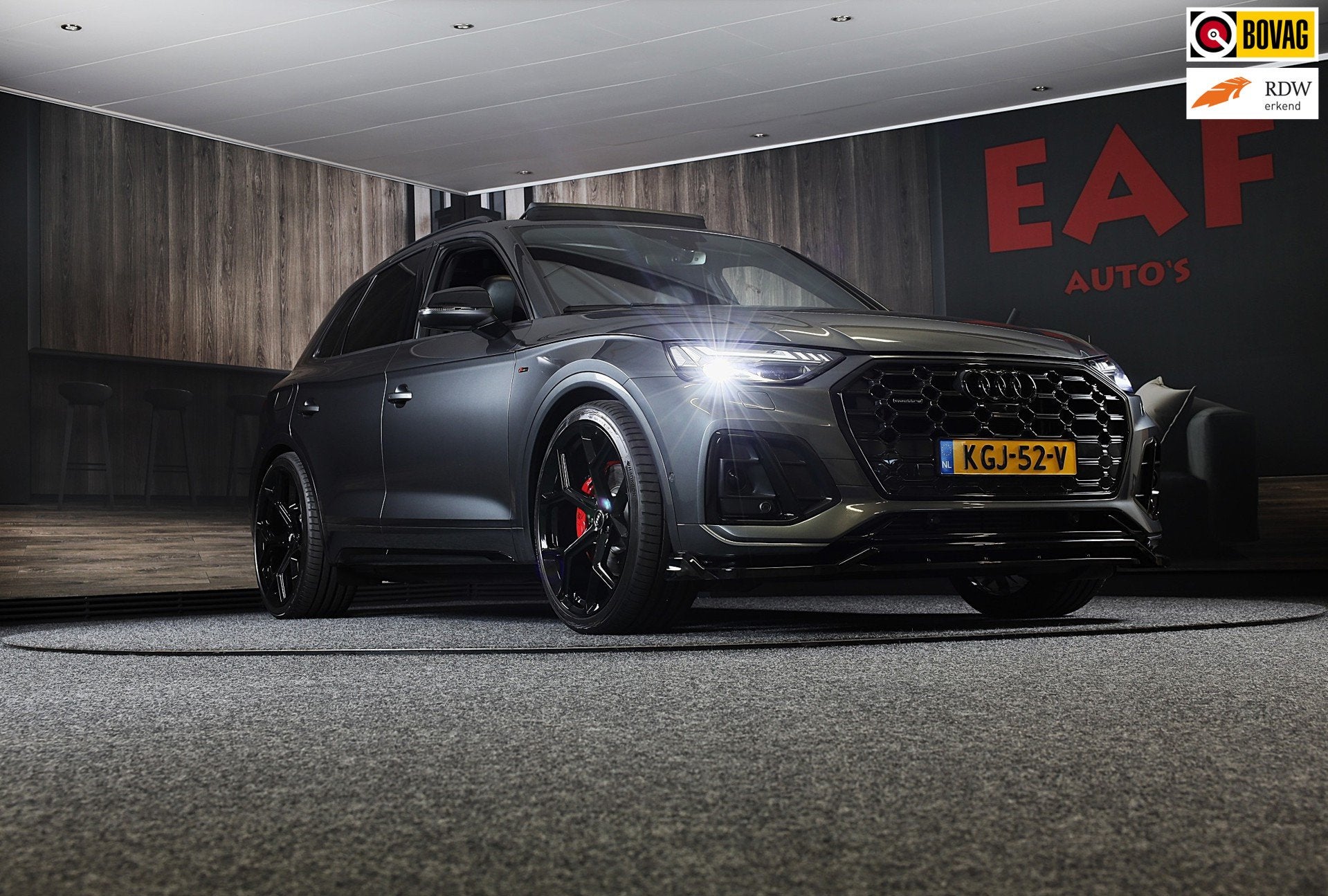 Audi Q5 55 TFSI e Quattro Competition SQ5 Look / RS Zetels /, Auto's, Automaat, Dealer onderhouden, Gebruikt, 4 cilinders