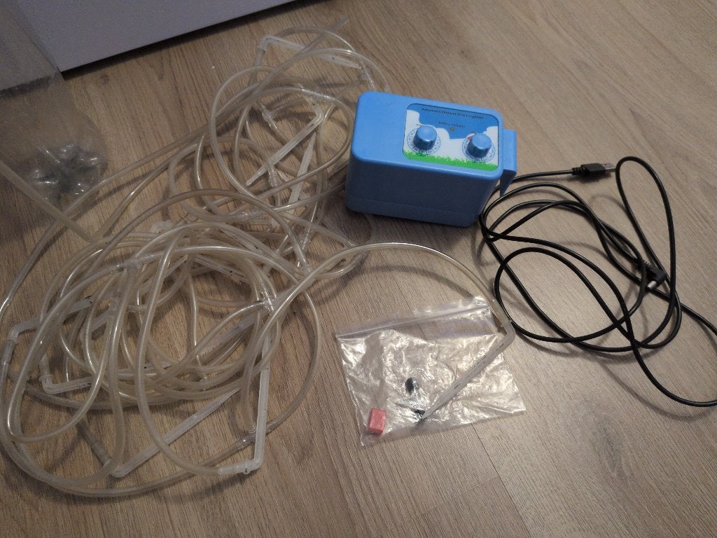 Automatisch Waterdruppel Systeem USB/Batterij, Ophalen of Verzenden, Zo goed als nieuw