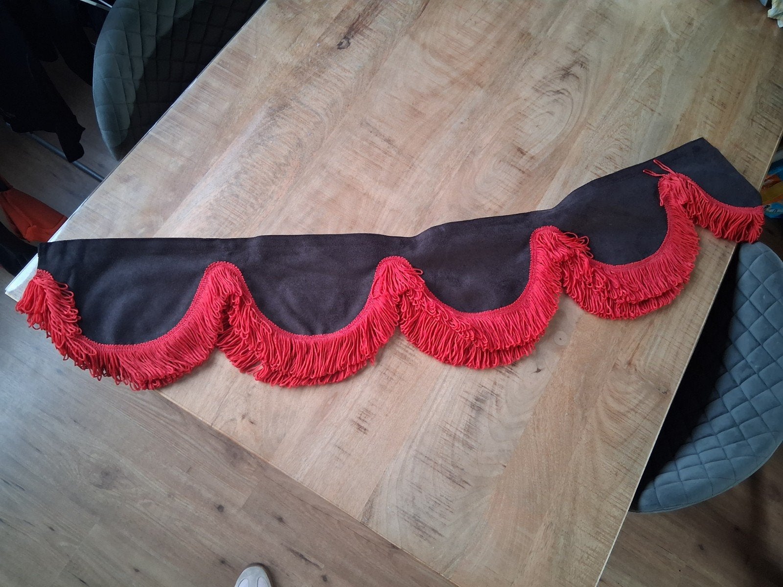 Raamband met rode franjes, Ophalen of Verzenden, Gebruikt