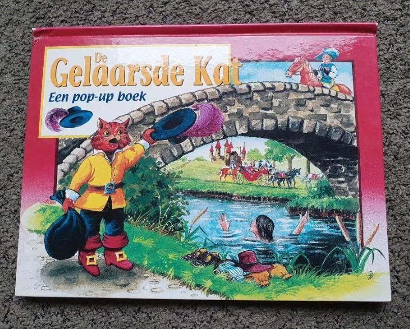De Gelaarsde Kat ... Pop-Up boek, Boeken, Ophalen of Verzenden, Zo goed als nieuw