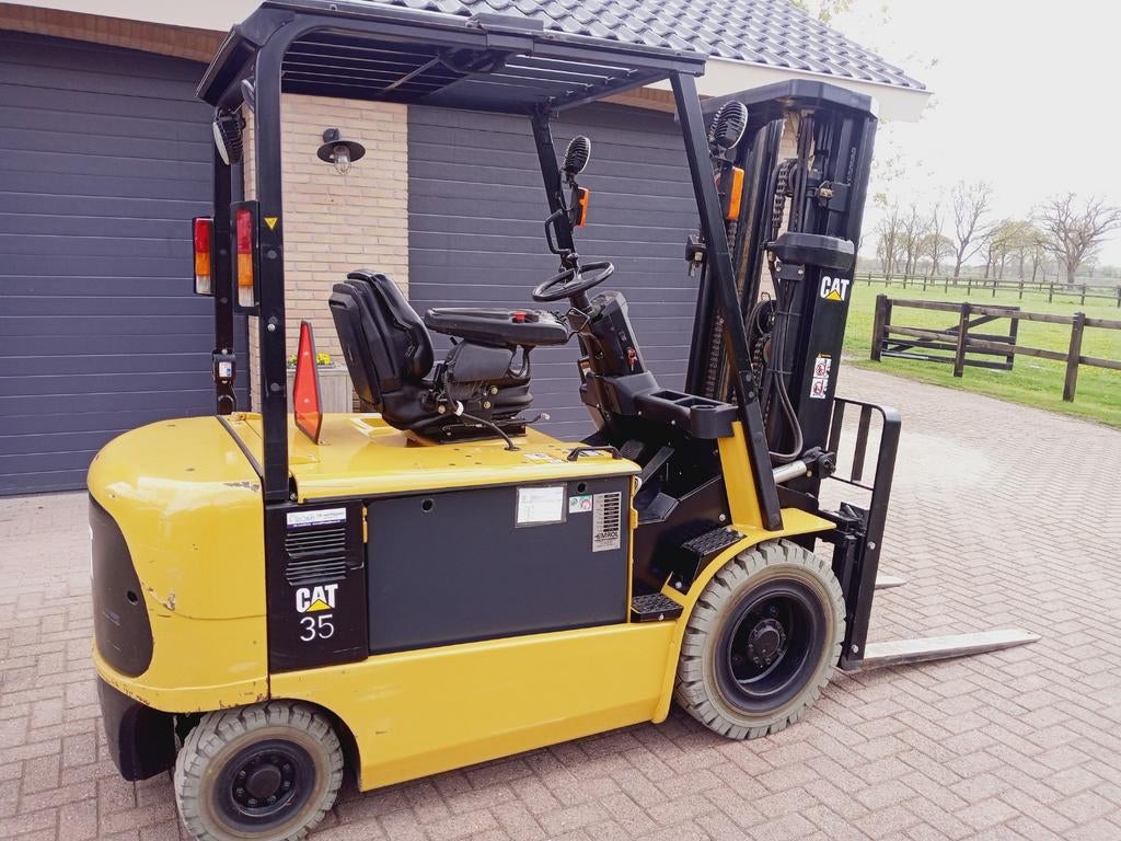 CAT 35 Heftruck - Krachtige en betrouwbare machine, Ophalen, 3000 tot 4000 kg, Elektrisch, Heftruck