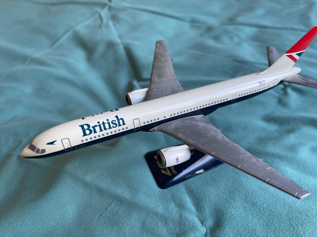 Boeing 757 British Airway, Ophalen of Verzenden, Zo goed als nieuw, Schaalmodel