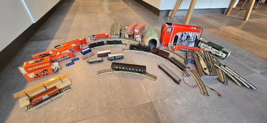 Märklin & Jouef treinrails en wagons, Wisselstroom, Gebruikt, Wagon, Ophalen of Verzenden