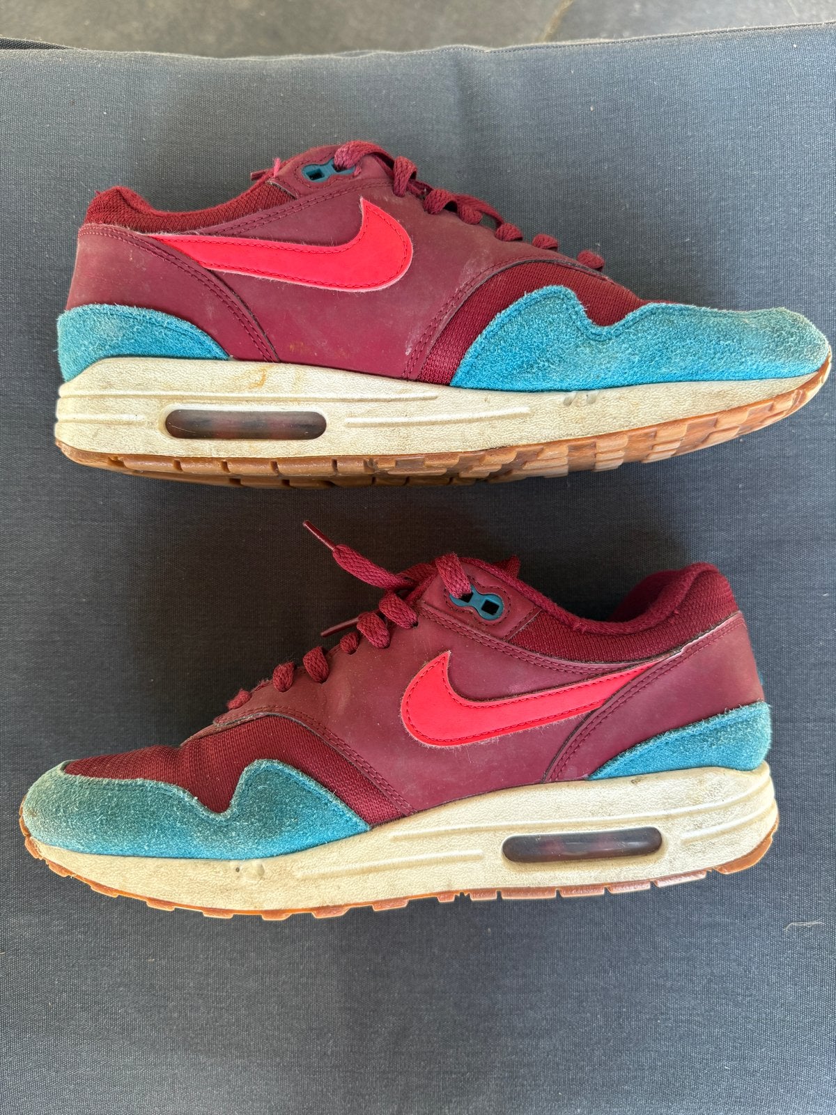 Grote sneaker collectie (13 paar) - Nike, Jordan,New Balance, Ophalen, Gedragen, Overige kleuren, Sneakers of Gympen