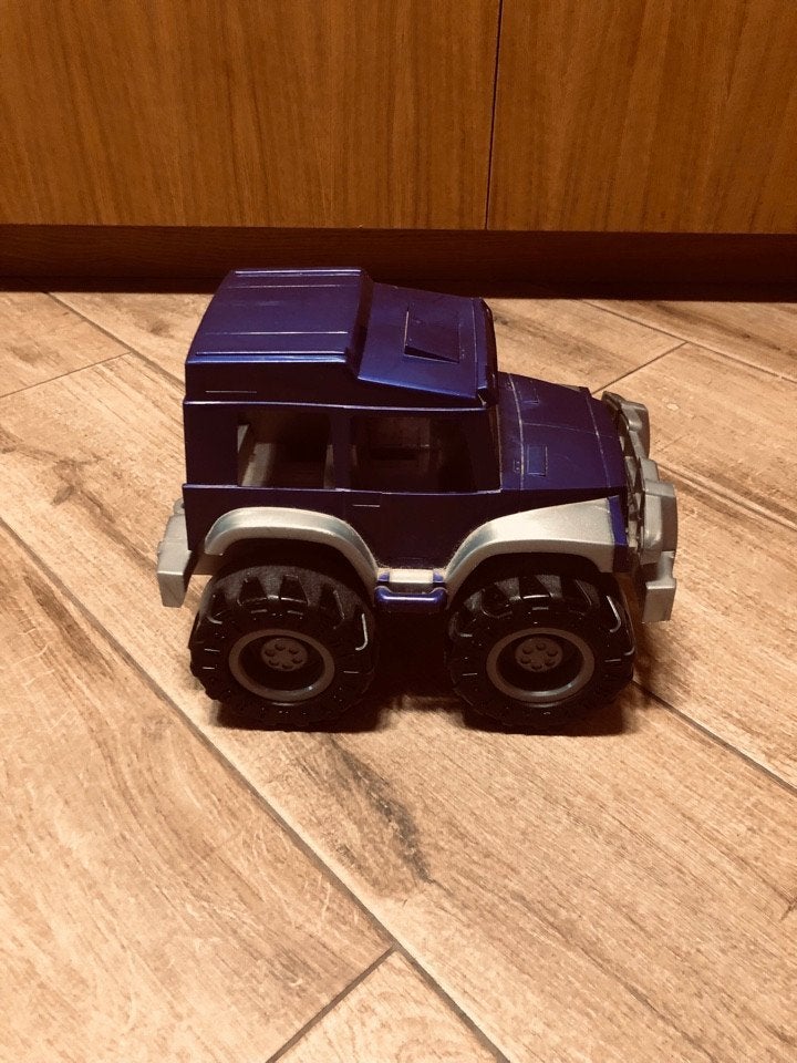 Kinderauto JEEP Hummer, Zo goed als nieuw