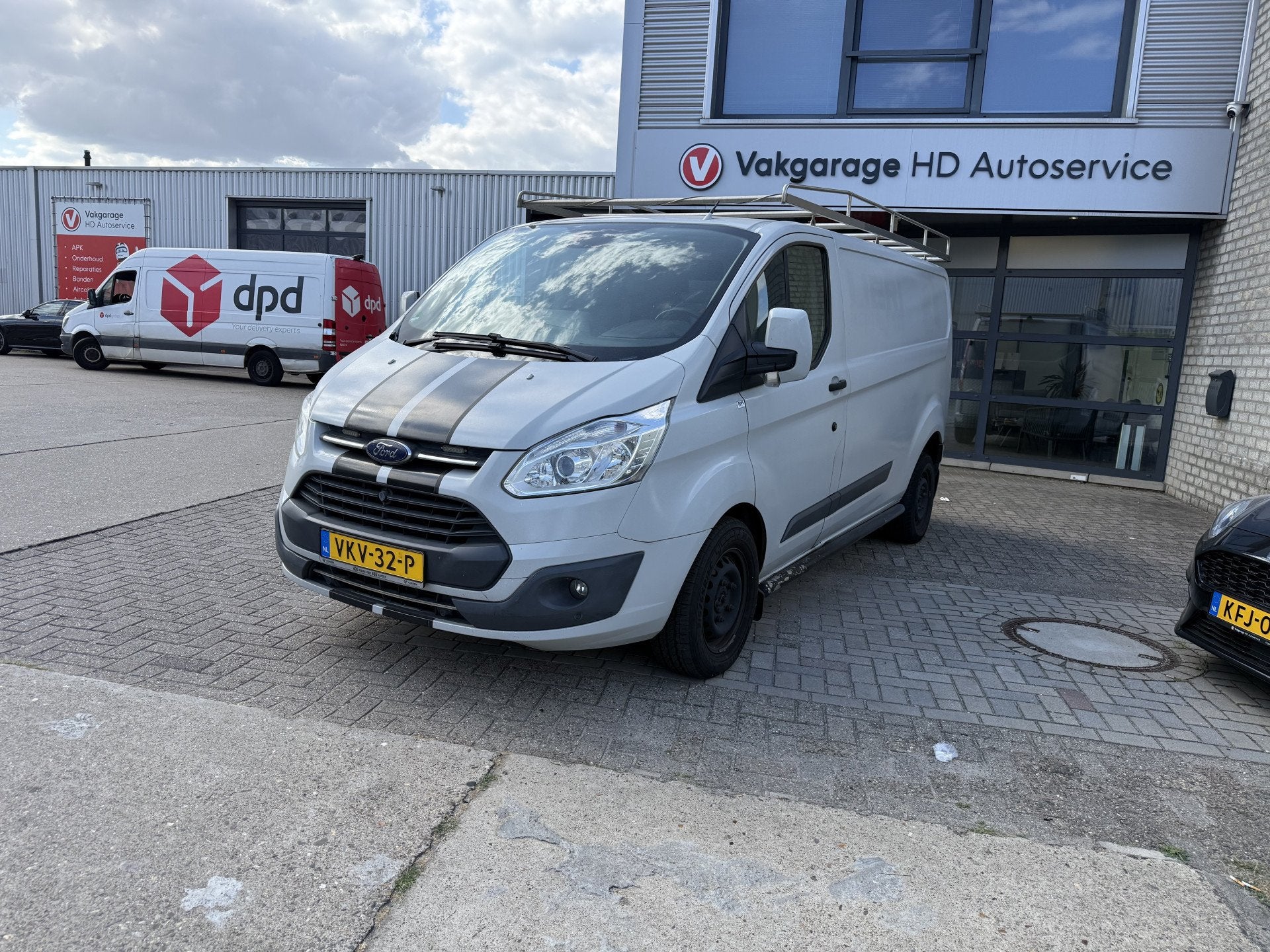 Ford Transit Custom 290 2.0 TDCI L2H1 Ambiente (bj 2018), Auto's, Voorwielaandrijving, Stof, Euro 6, 4 cilinders