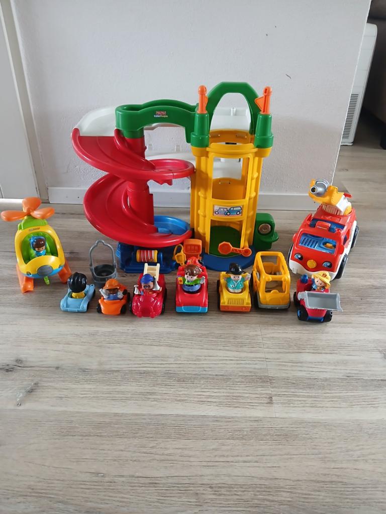 Fisher price autogarage Little people, Kinderen en Baby's, Speelgoed | Overig, Ophalen, Zo goed als nieuw, Jongen of Meisje