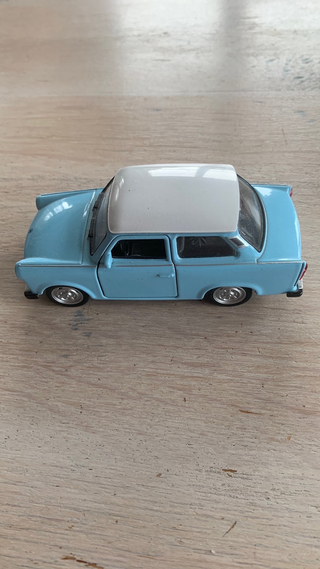 Welly Trabant, Ophalen of Verzenden, Zo goed als nieuw, Welly