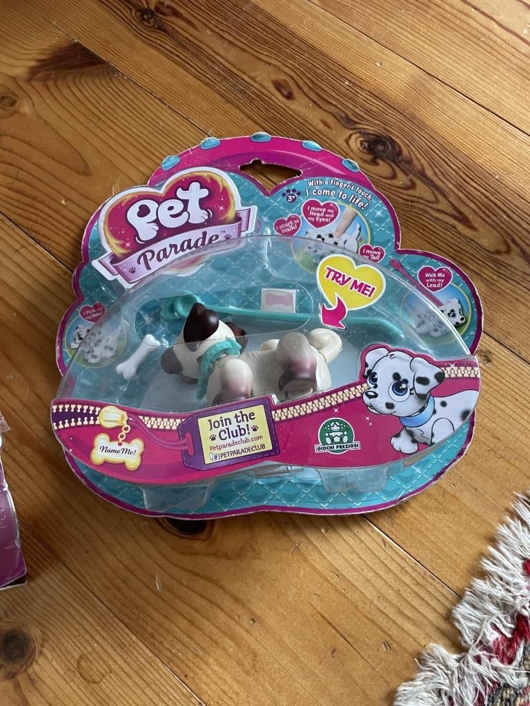 Pet parade/nieuw in verpakking /beweegbaar hondje, Ophalen of Verzenden, Nieuw, Jongen of Meisje