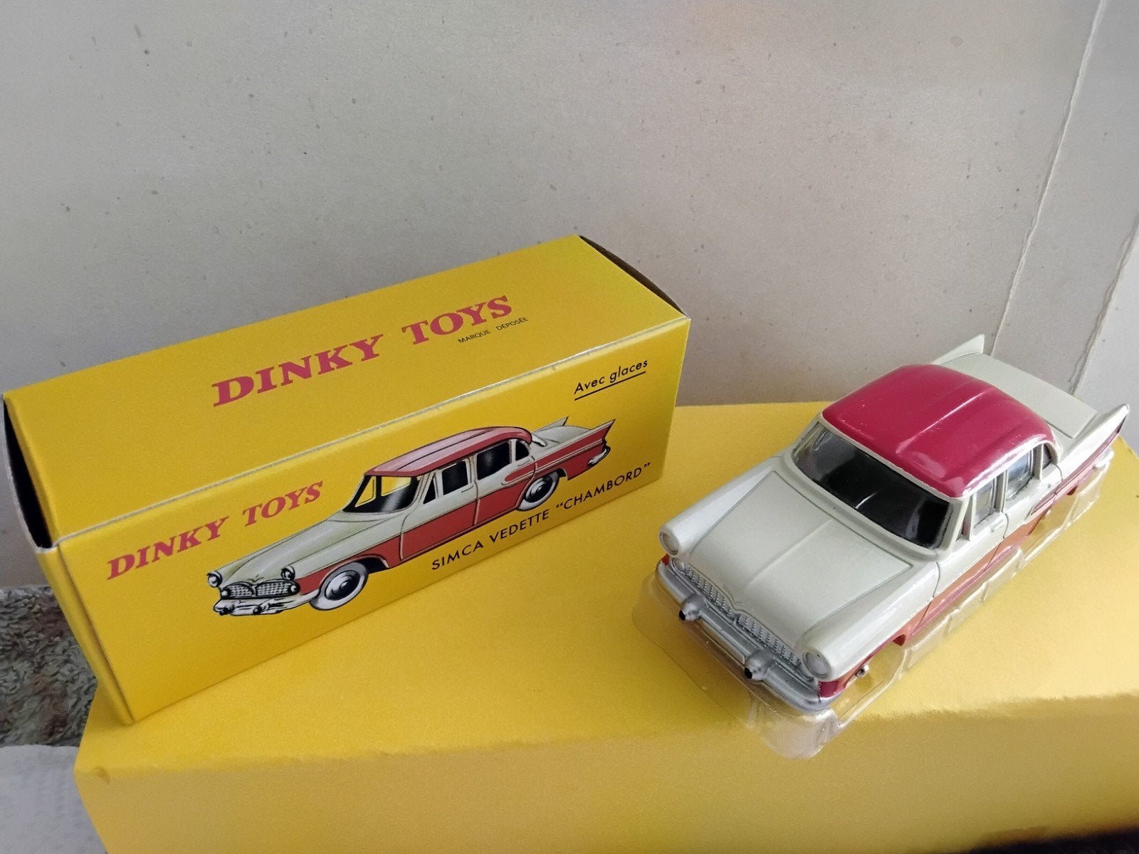 DINKY TOYS ATLAS     SIMCA VEDETTE"CHAMBORD"   NO 24 K  ?, Ophalen of Verzenden, Auto, Dinky Toys