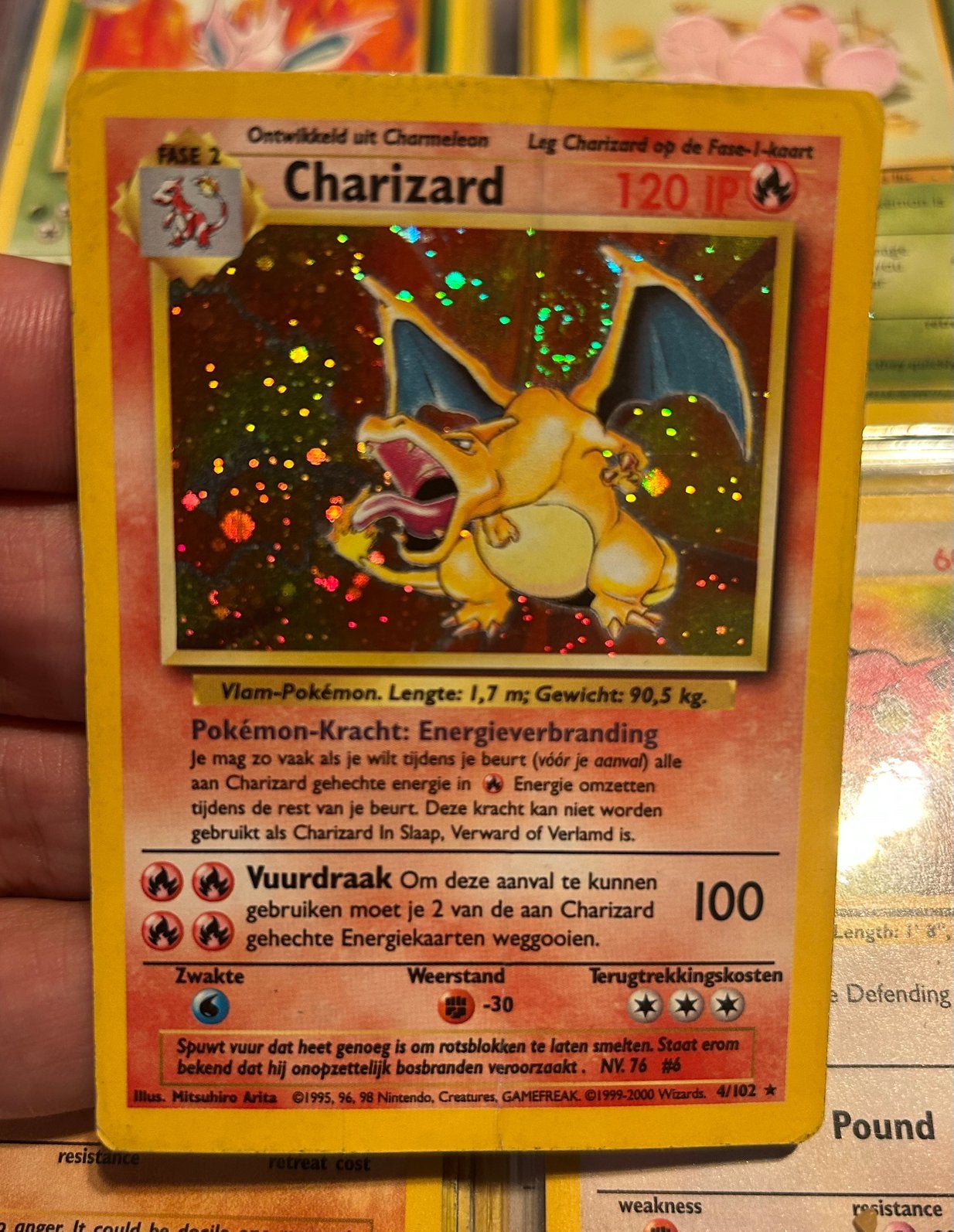 Pokémon Kaart Charizard Holo Swirl 4/102 Base Set, Ophalen of Verzenden, Gebruikt, Losse kaart
