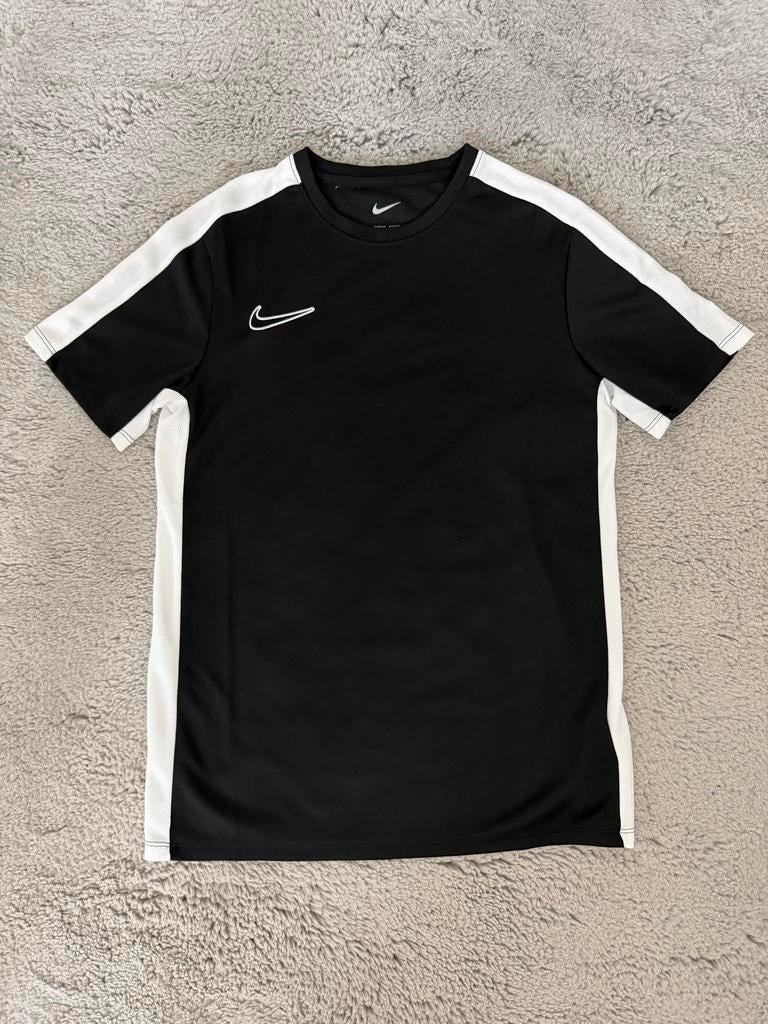 Nike Dri-Fit Voetbal T-shirt Zwart Maat L (147-158cm) (Kids), Ophalen of Verzenden, Nieuw, Jongen of Meisje, Sport- of Zwemkleding