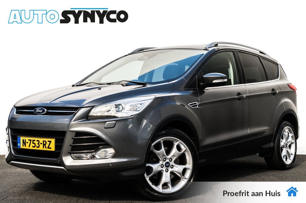 Ford Kuga 1.6 Titanium 4WD Aut. | Panoramadak | Trekhaak | A, Euro 5, Gebruikt, Zwart, 4 cilinders