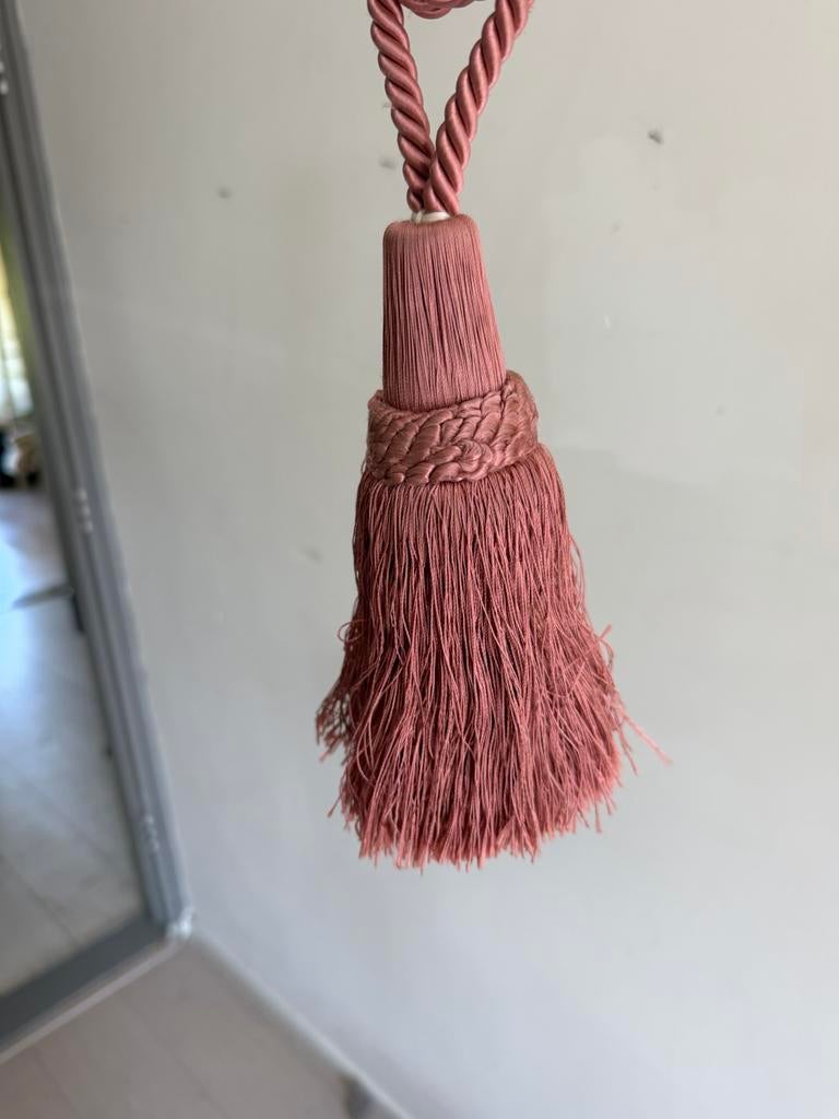 Oud roze gordijnkwast / embrasse, Minder dan 50 cm, Overige kleuren, Ophalen of Verzenden, Zo goed als nieuw