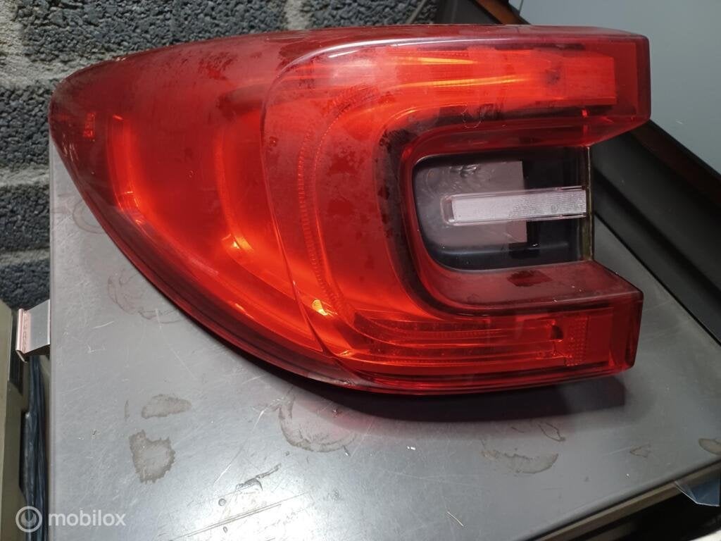 Achterlicht links  Renault Kadjar ('15-'22) 265552789R, Auto-onderdelen, Gebruikt, Renault, Ophalen of Verzenden, Renault
