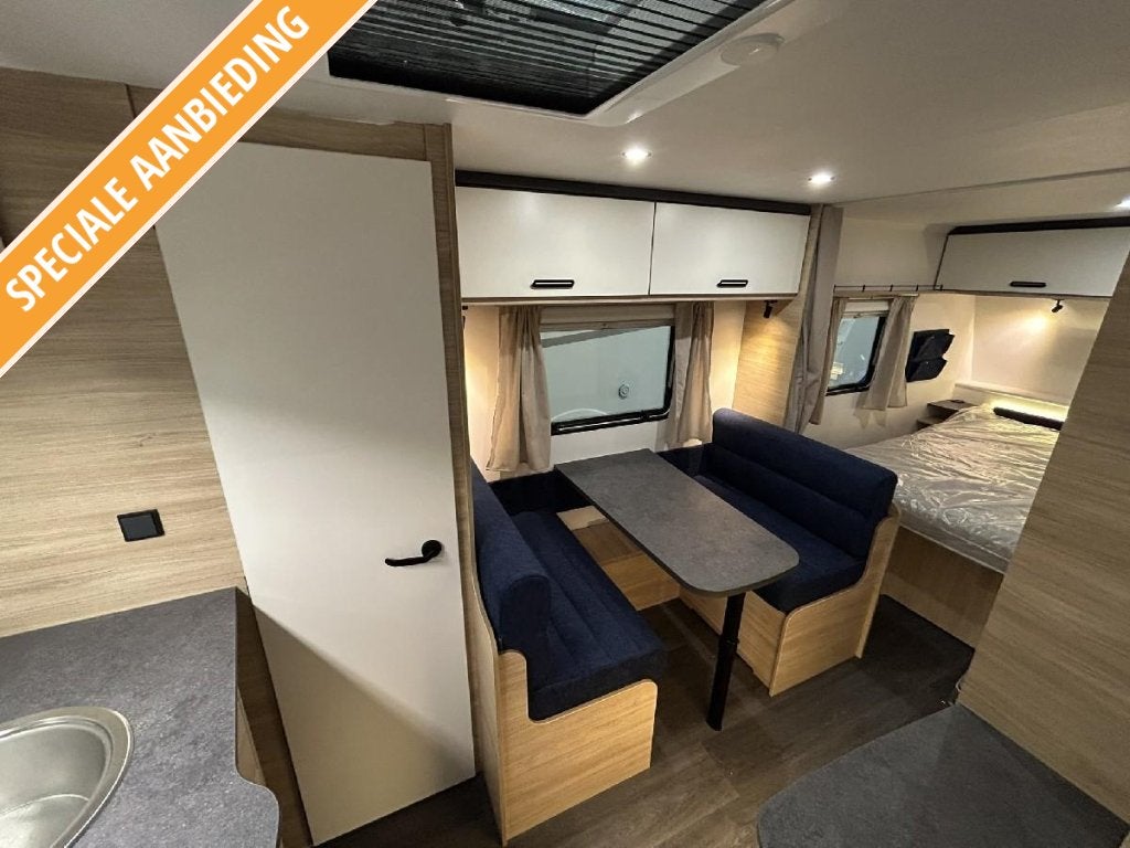 Caravelair Alba 460 queensbed, Caravans en Kamperen, Bedrijf, Treinzit, 6 tot 7 meter, Overige typen