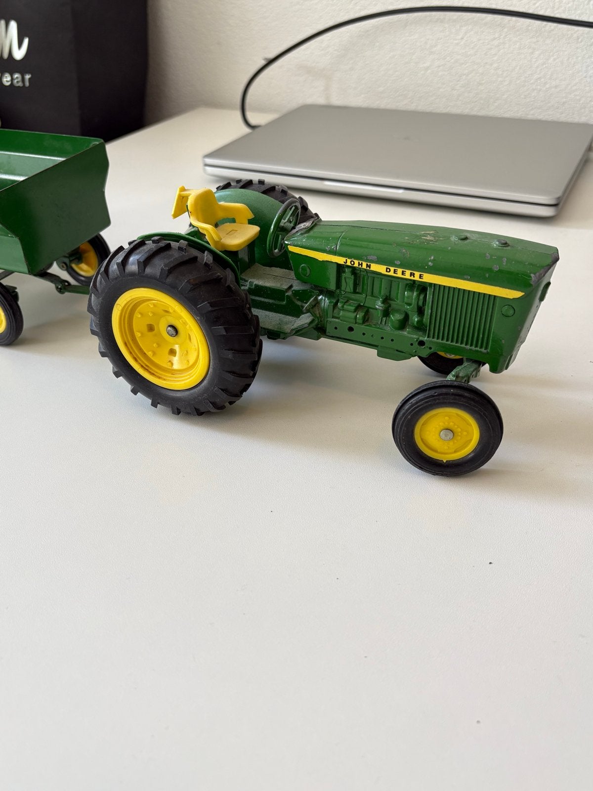 John Deere Tractor met aanhanger - Vintage Speelgoed, Ophalen of Verzenden, Gebruikt