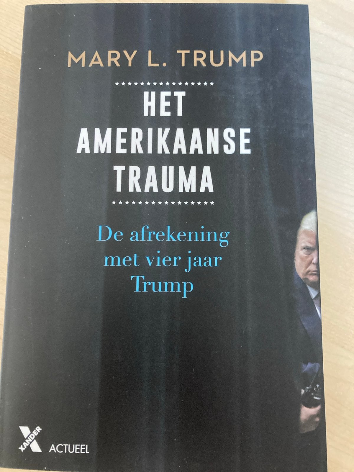 Het Amerikaanse Trauma - Mary L. Trump, Ophalen of Verzenden, Zo goed als nieuw, Amerika