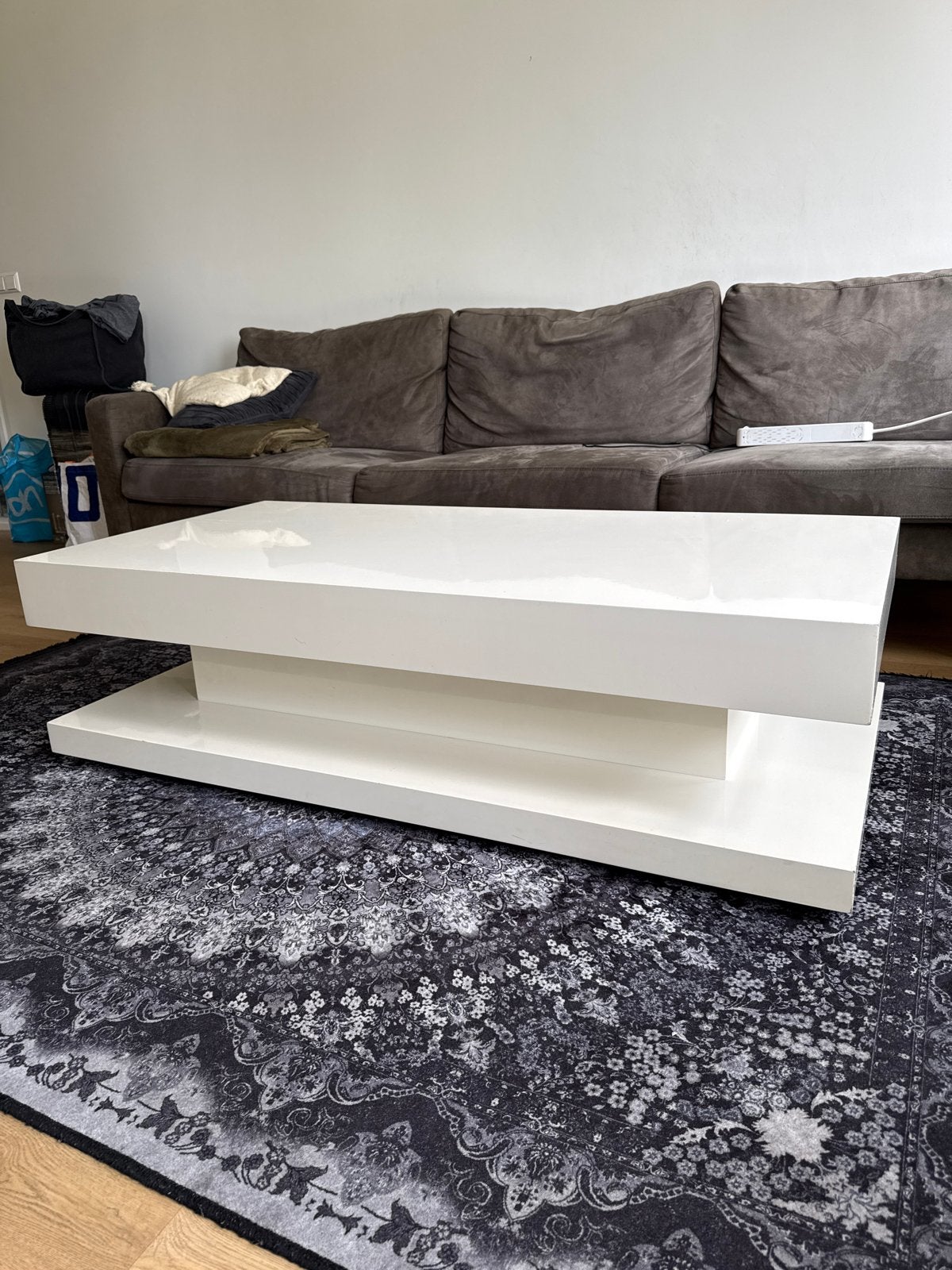 Moderne witte salontafel - Strak design, Huis en Inrichting, Ophalen, Overige materialen, 100 tot 150 cm, 50 tot 100 cm