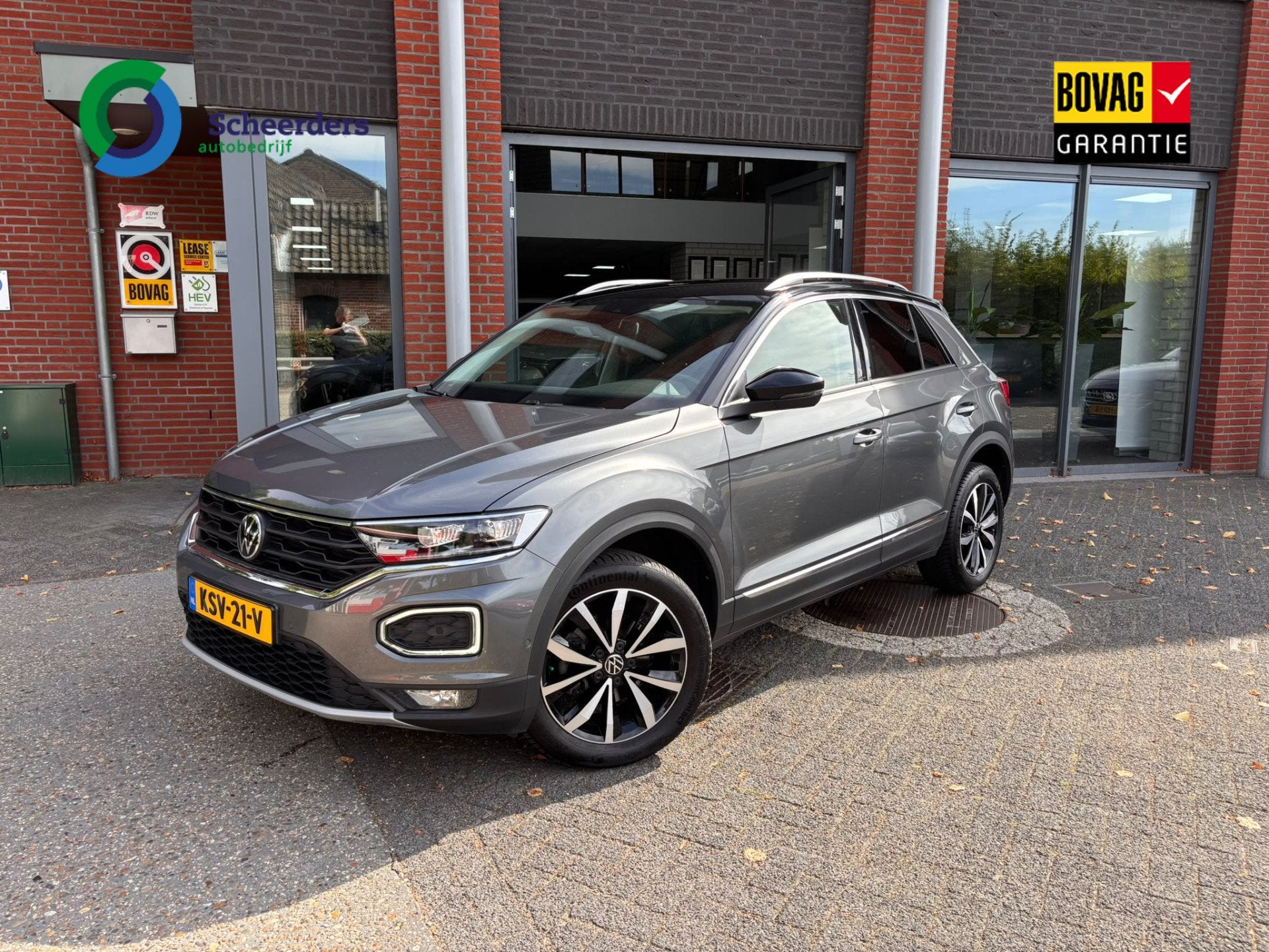 Volkswagen T-Roc 1.5 TSI Sport,Trekhaak,1 jaar bovag garanti, Euro 6, 4 cilinders, 19 km/l, SUV of Terreinwagen