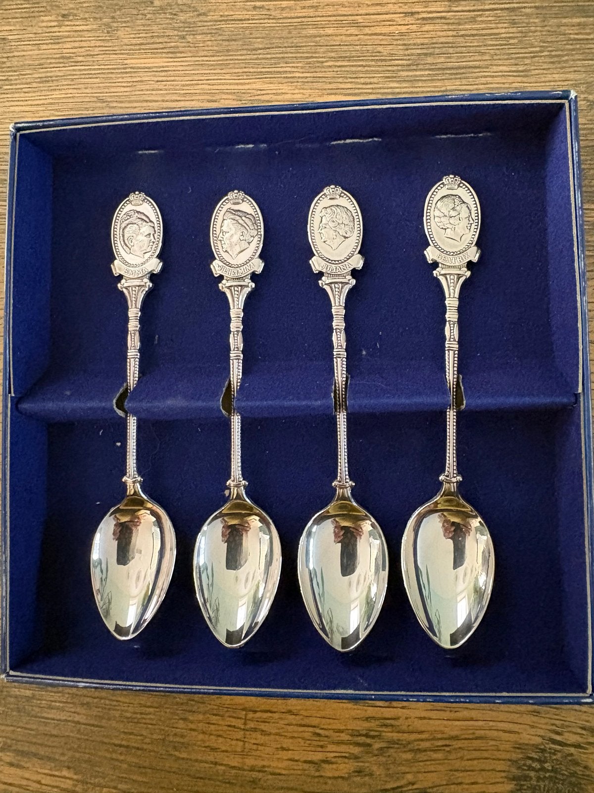Zilverstad Schoonhoven Koninginnen Lepeltjes Set, Antiek en Kunst, Ophalen of Verzenden, Zilver