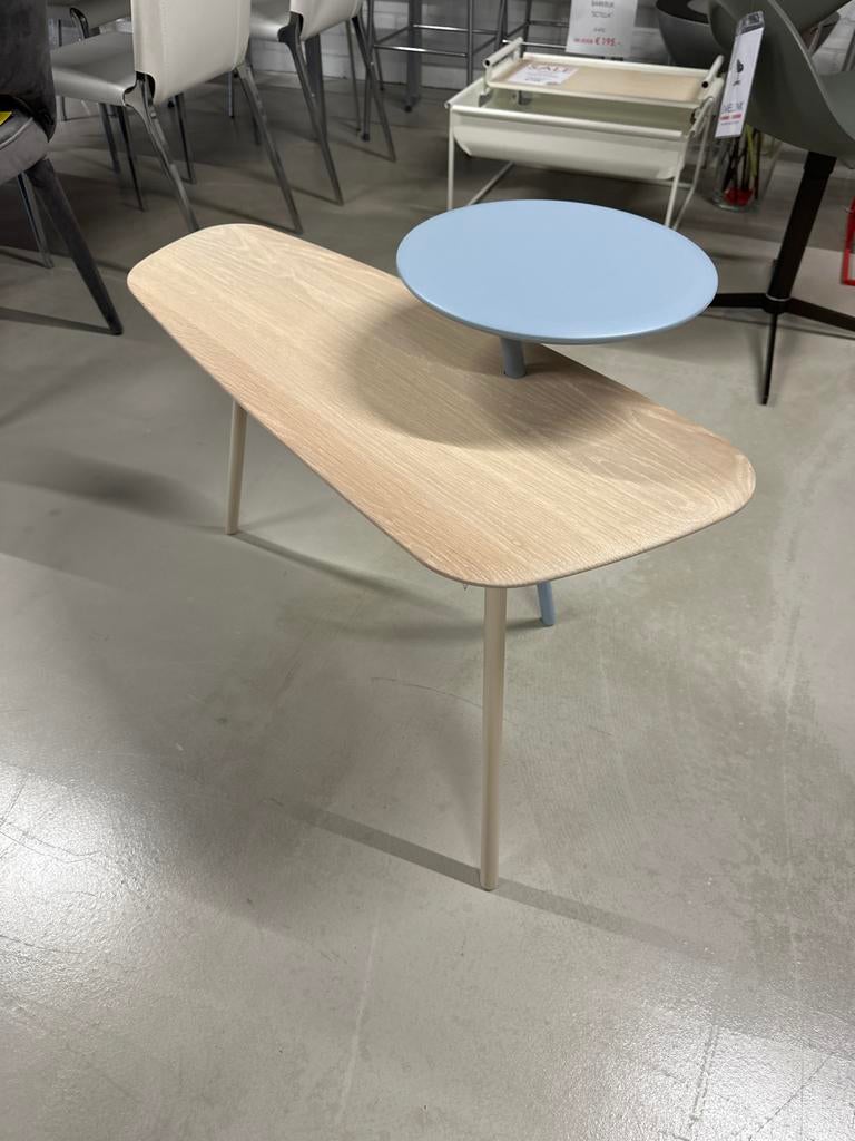 Leolux salontafel Tilio, Huis en Inrichting, Tafels | Salontafels, Nieuw, Minder dan 50 cm, 100 tot 150 cm, Overige vormen, Overige houtsoorten