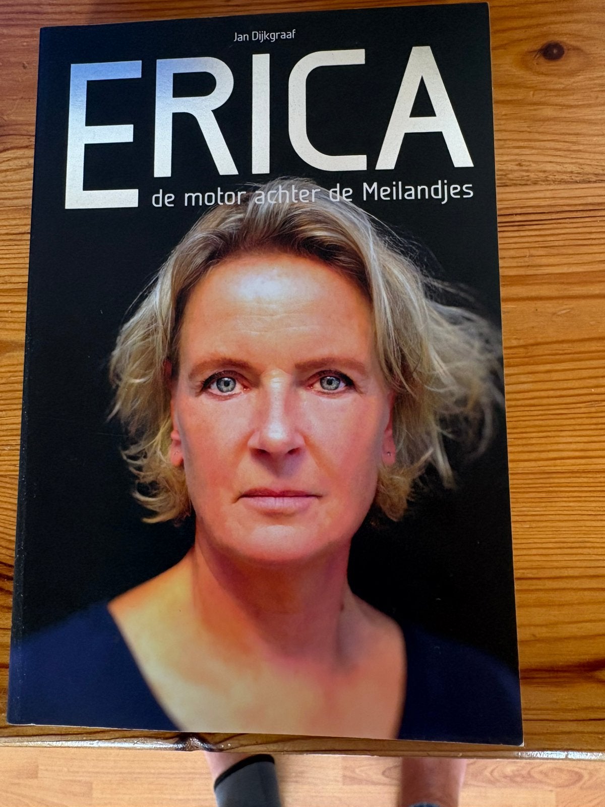 Diverse titels bekende Nederlanders, Ophalen, Zo goed als nieuw