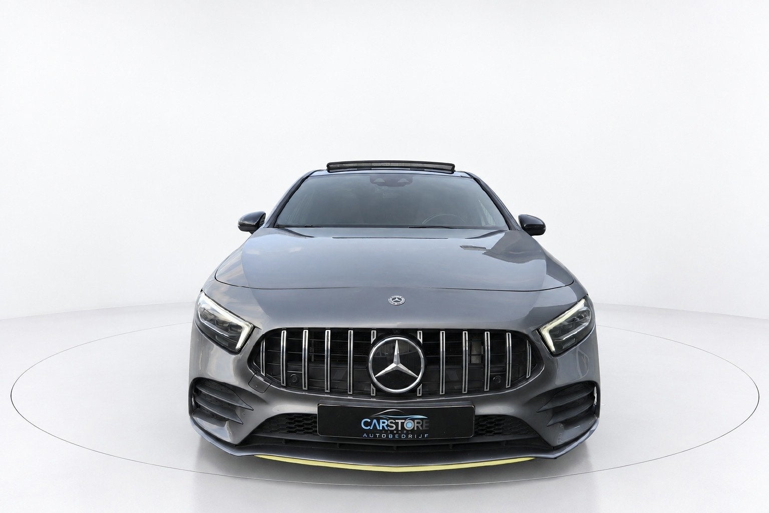 Mercedes-Benz A-klasse 250 AMG EDITION ONE PANO SFEER HUD, Auto's, Dealer onderhouden, 15 km/l, Gebruikt, 4 cilinders