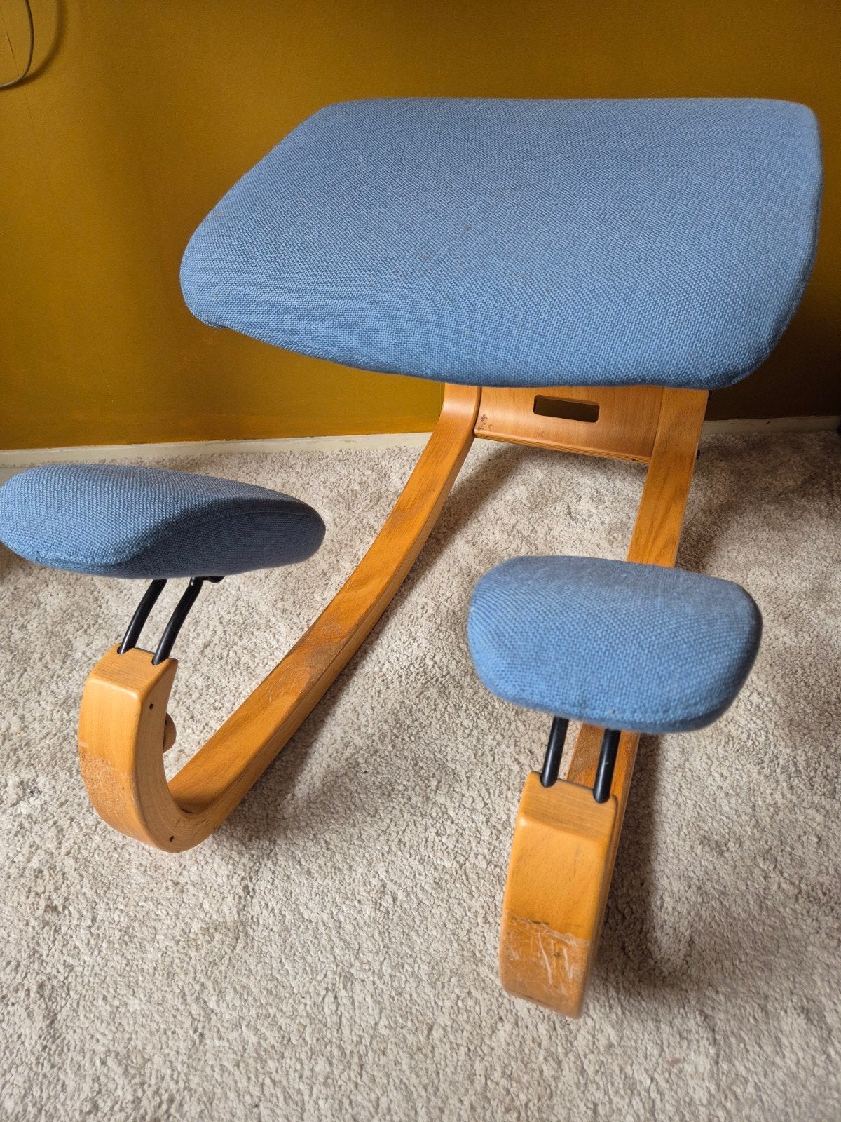 Stokke Varier balans kniestoel, Huis en Inrichting, Bureaustoelen, Ophalen, Gebruikt, Blauw, Bureaukruk