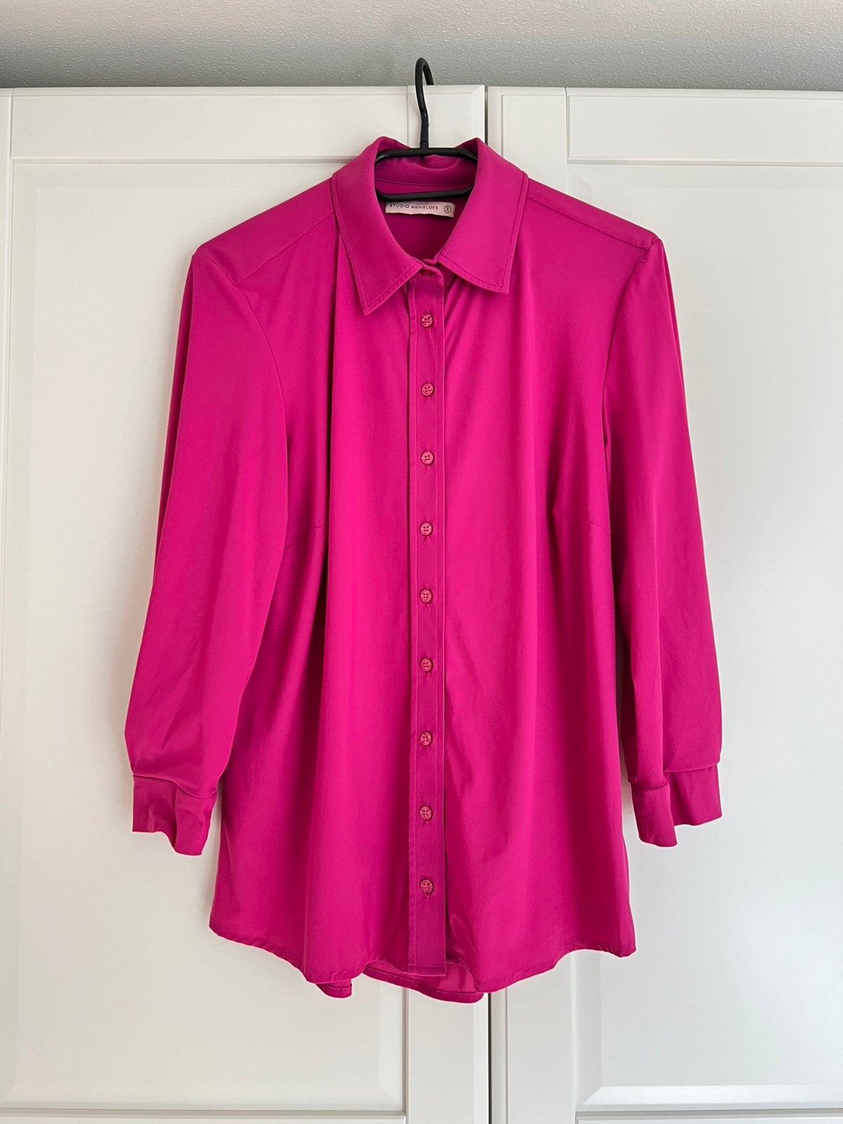 Studio anneloes bobine blouse S / M fuchsia roze, Kleding | Dames, Ophalen of Verzenden, Zo goed als nieuw, X, Roze