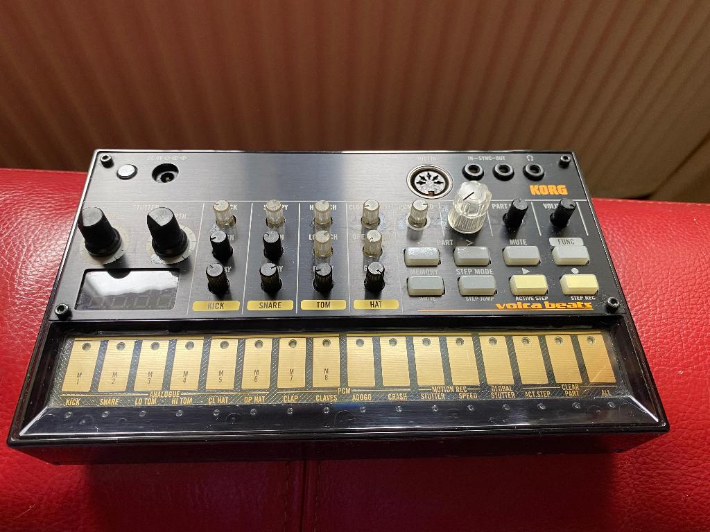 korg volca beats, Gebruikt, Korg, Met midi-aansluiting, Overige aantallen