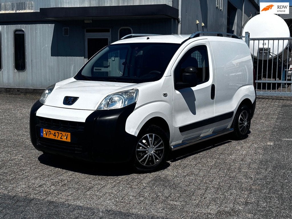 Peugeot Bipper 1.4 Pro Benzine, D-Riem vv, Elek pkt, Trekhaa, 4 cilinders, 400 kg, 14 km/l, Bedrijf