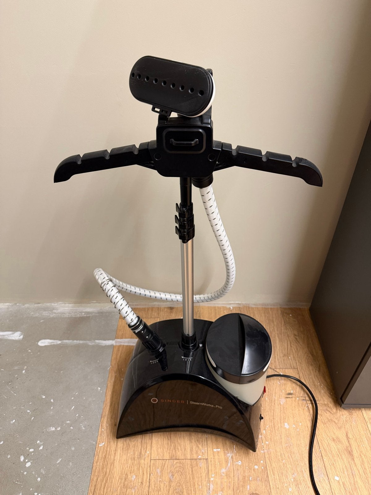 Singer SteamWorks Pro Kledingstomer - Zo goed als nieuw, Witgoed en Apparatuur, Stoomapparaten, Ophalen, Zo goed als nieuw, Kledingstomer