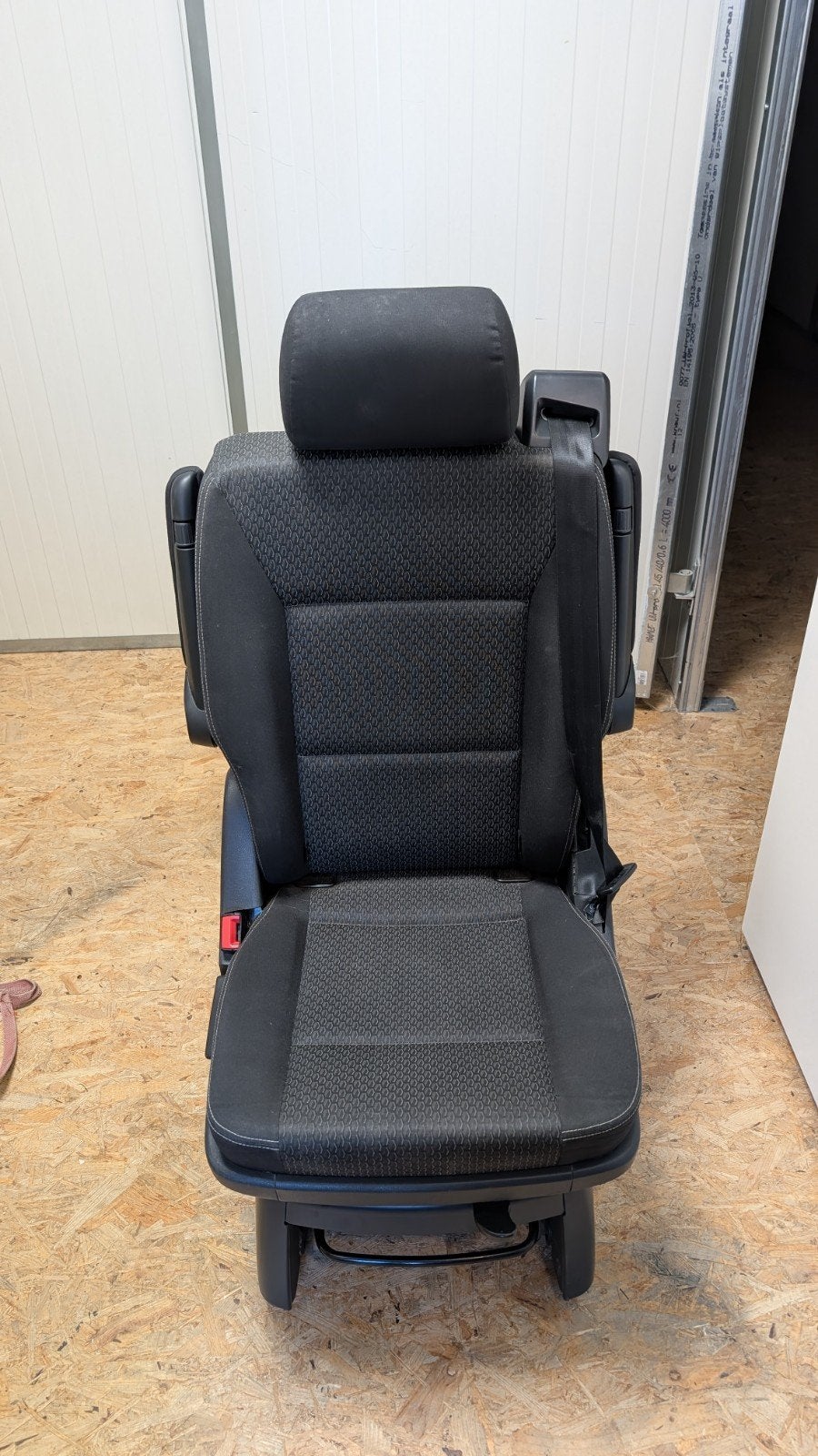 Gebruikte draaibare passagiersstoel Volkswagen T6, Auto-onderdelen, Interieur en Bekleding, Ophalen, Gebruikt, Universele onderdelen